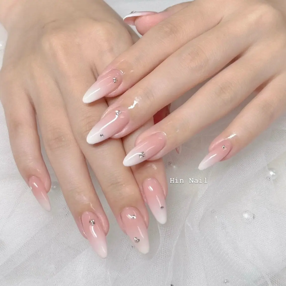 ネイル ハンドネイル HIN NAILのネイルデザイン