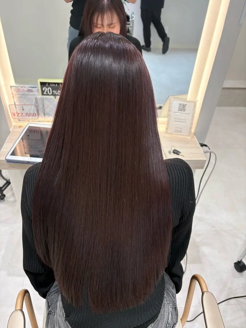 ロング カラー アディクシーカラー ブリーチ ブリーチなしカラー レッドカラー 田中 彩花のヘアスタイル