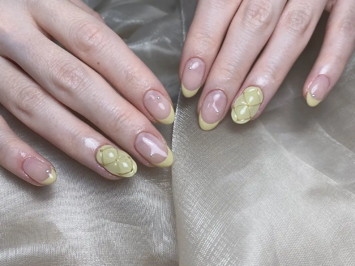 ネイル フレンチネイル 持ち込み ハンドネイル UM Nail Salonのネイルデザイン
