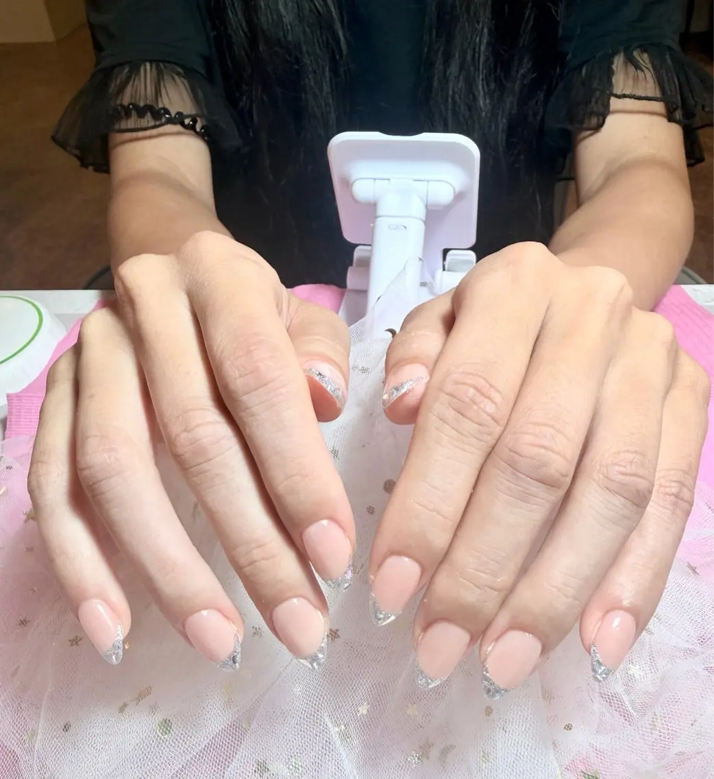 ネイル フレンチネイル ガラスフレンチ ハンドネイル U.MI Nail ミカのネイルデザイン