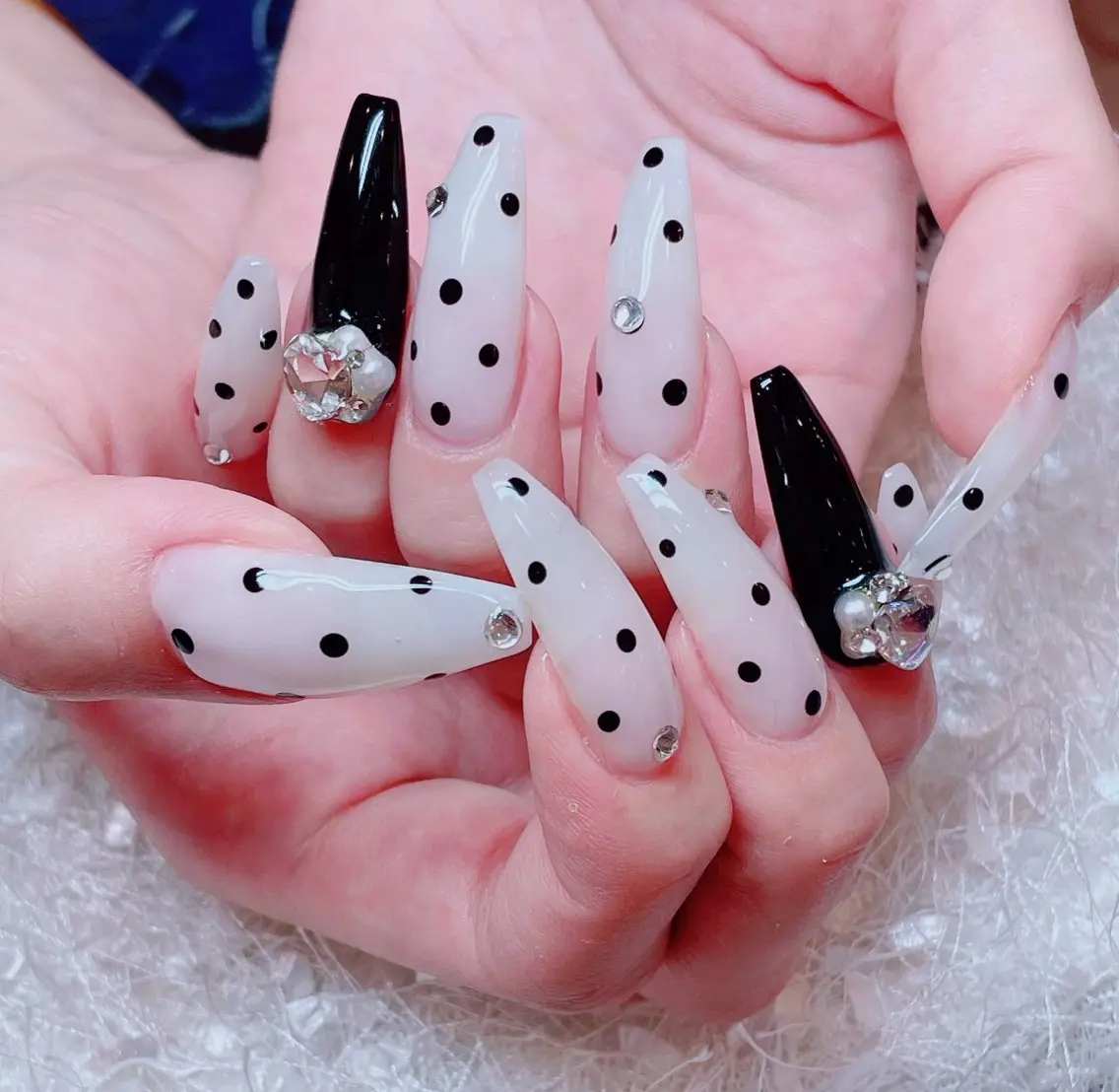 ネイル ハンドネイル ハンドケア queen nailのネイルデザイン