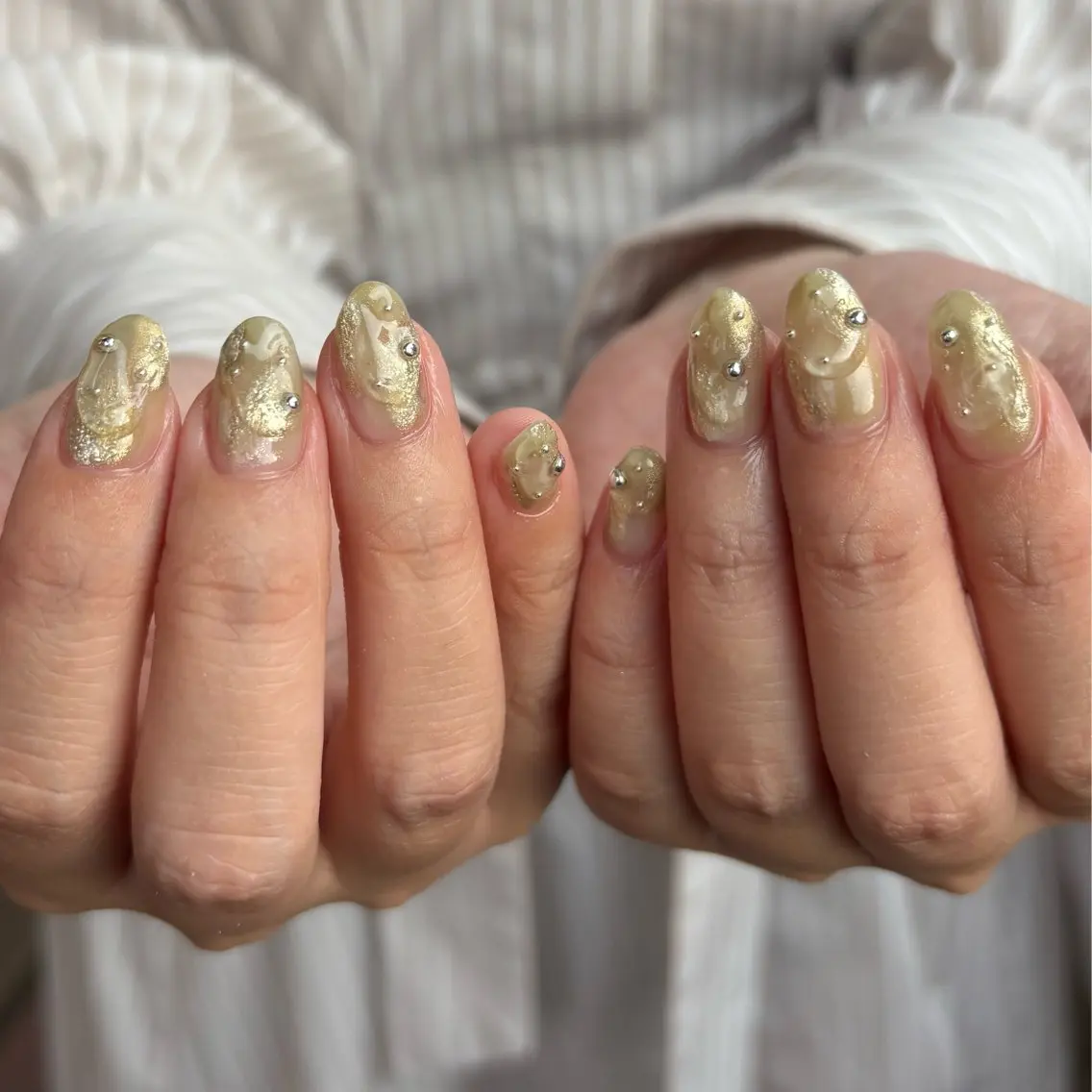 ネイル グリーン ニュアンスネイル nail salon soruのネイルデザイン