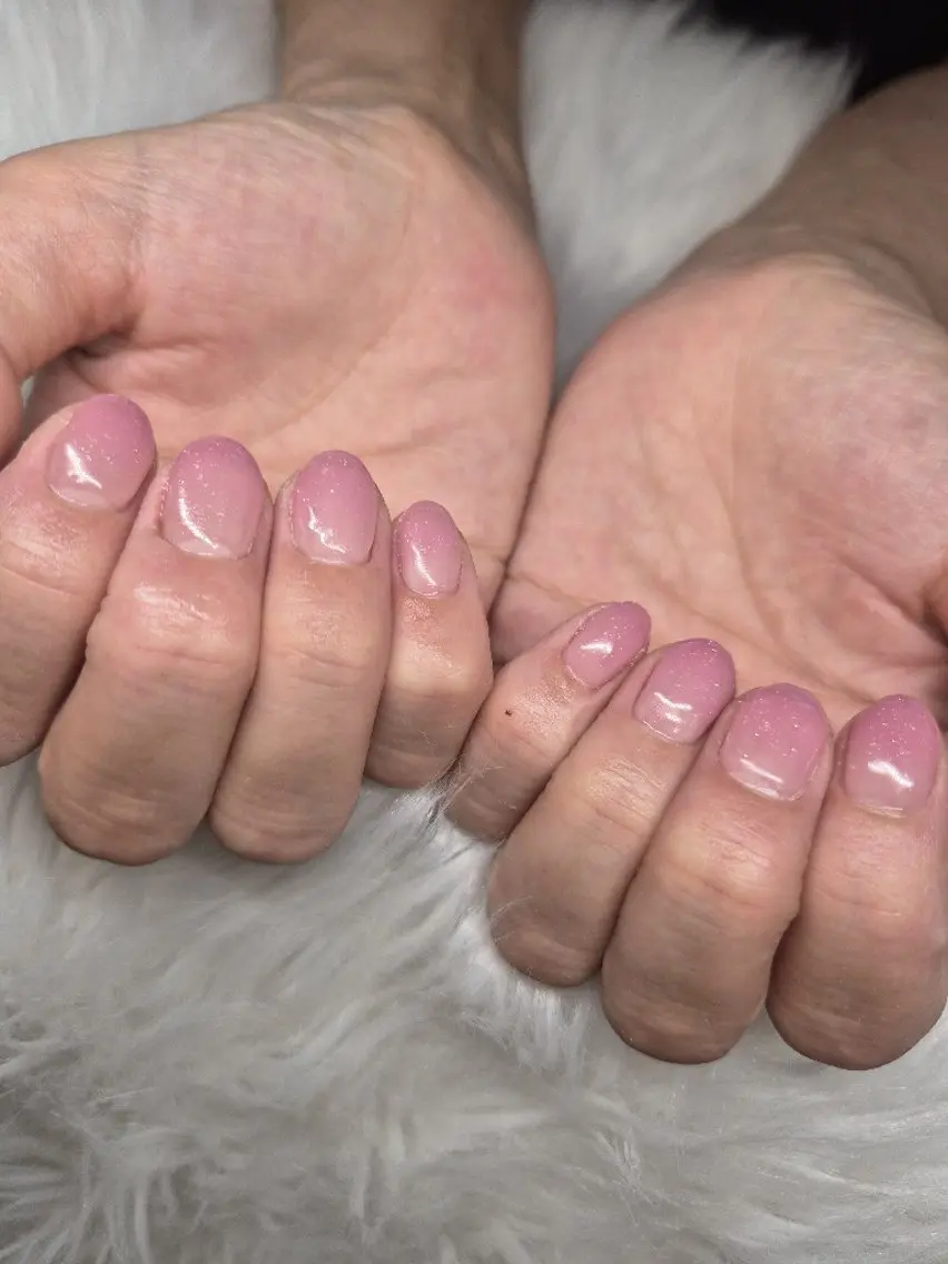 オフなしグラデーションネイルの写真