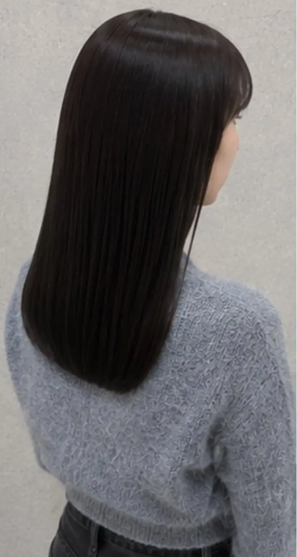 セミロング 友田 茉希のヘアスタイル