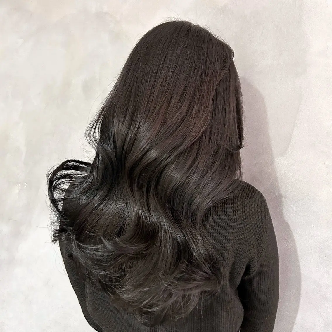 ロング 谷 亜澄のヘアスタイル