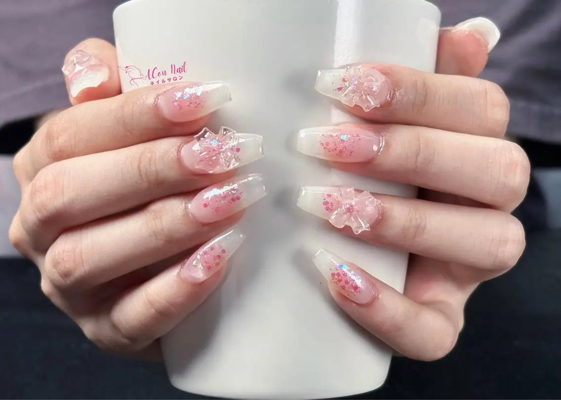 ネイル 桜ネイル 長さ出し フラワーネイル フレンチネイル ジェルネイル ハンドネイル ACon NailSalonのネイルデザイン