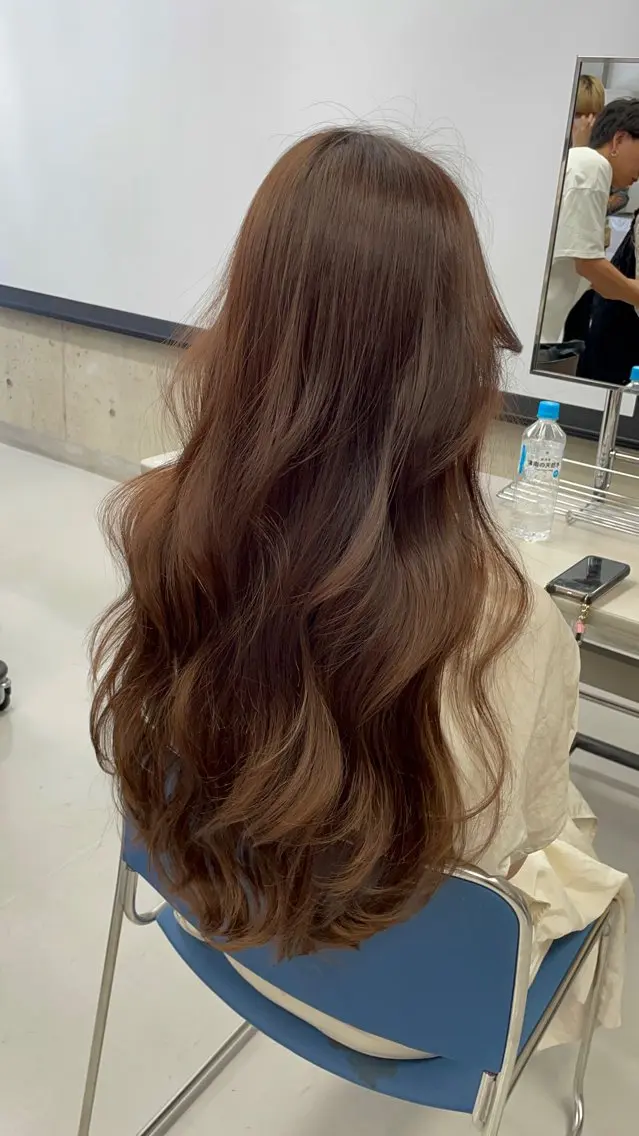 ロング ブリーチなし 透明感カラー/艶髪のヘアスタイル