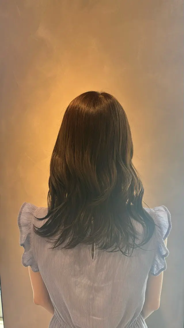 セミロング 唐澤 碧のヘアスタイル