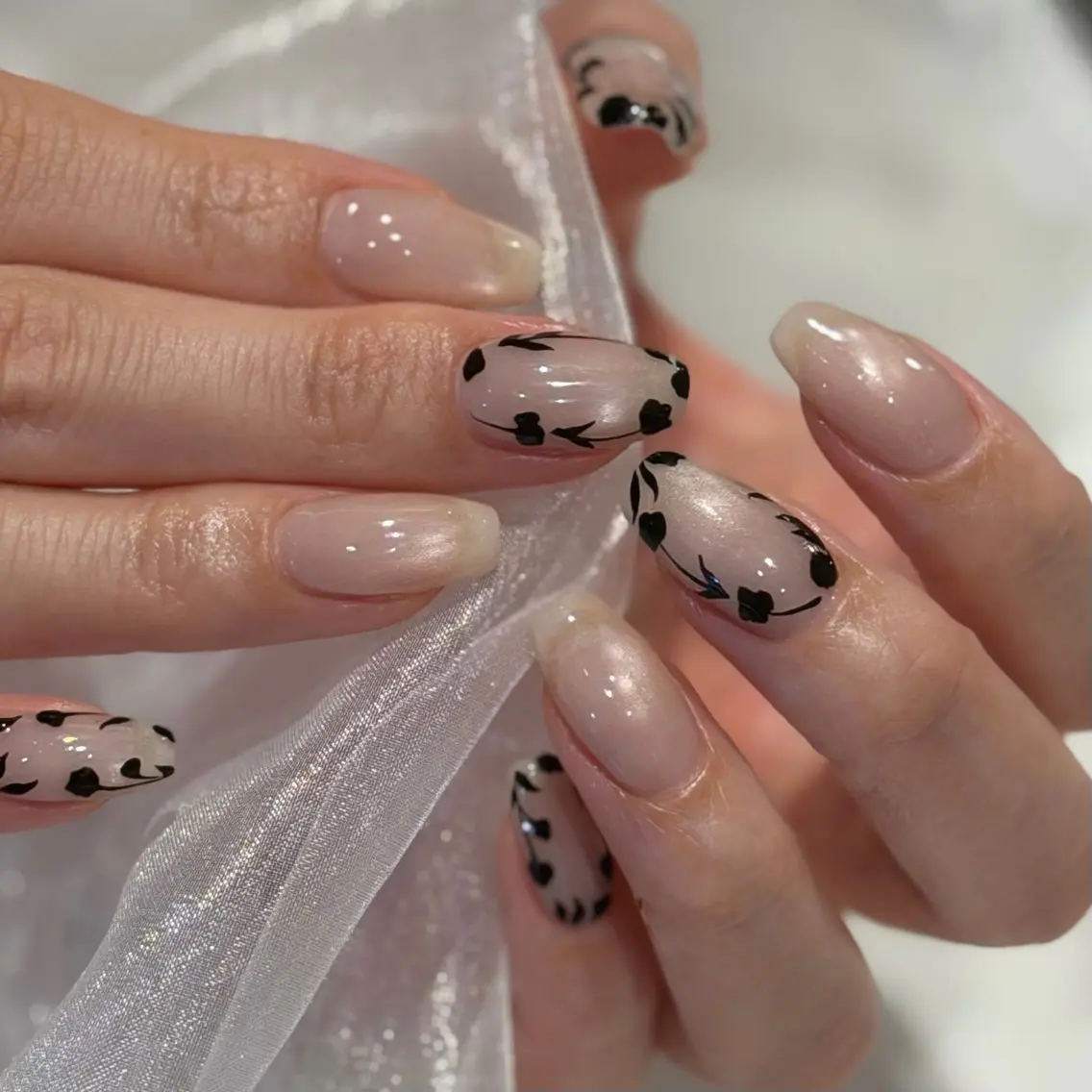 ネイル アートネイル yume 🎀大人ガーリー🎀のネイルデザイン