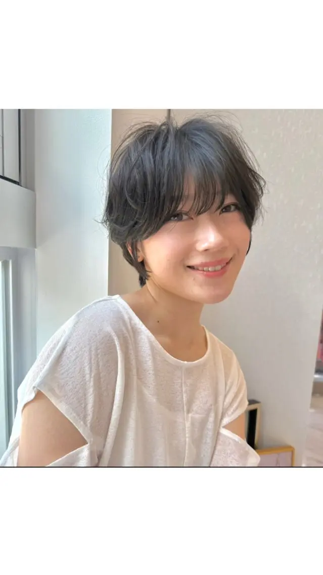 ショート カラー ハンサムショート 丸みショート くびれヘア 似合わせカット ショートヘア カット 🌟TOSHI/透明 感カラー/ショートのヘアスタイル