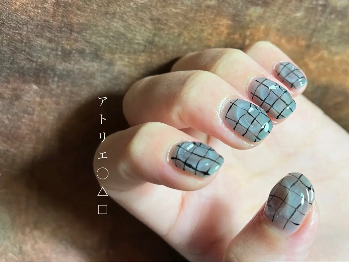 ネイル ハンドネイル アトリエ ○△□のネイルデザイン