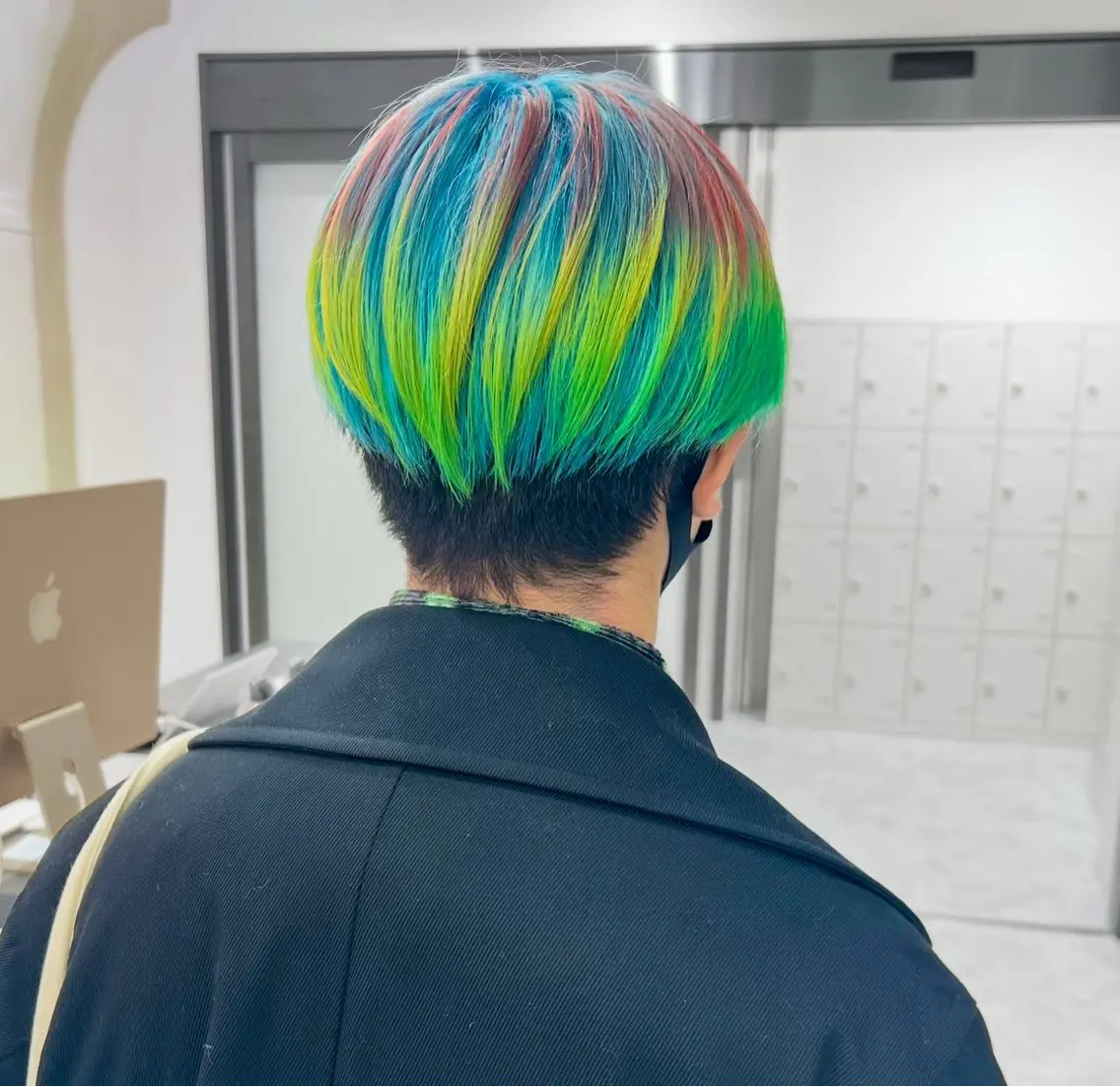 カラー メンズ ヘアカラー KANAMI 🌏のヘアスタイル