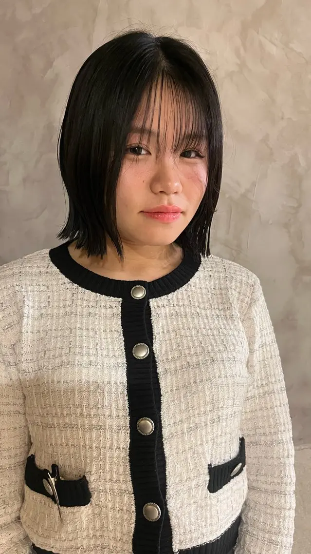 ショート くるみ🩰/ボブ レイヤー/暖色カラーのヘアスタイル