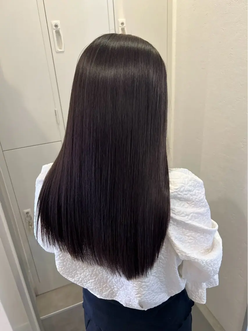 ロング tre.甲子園口店/ レイヤーカットのヘアスタイル