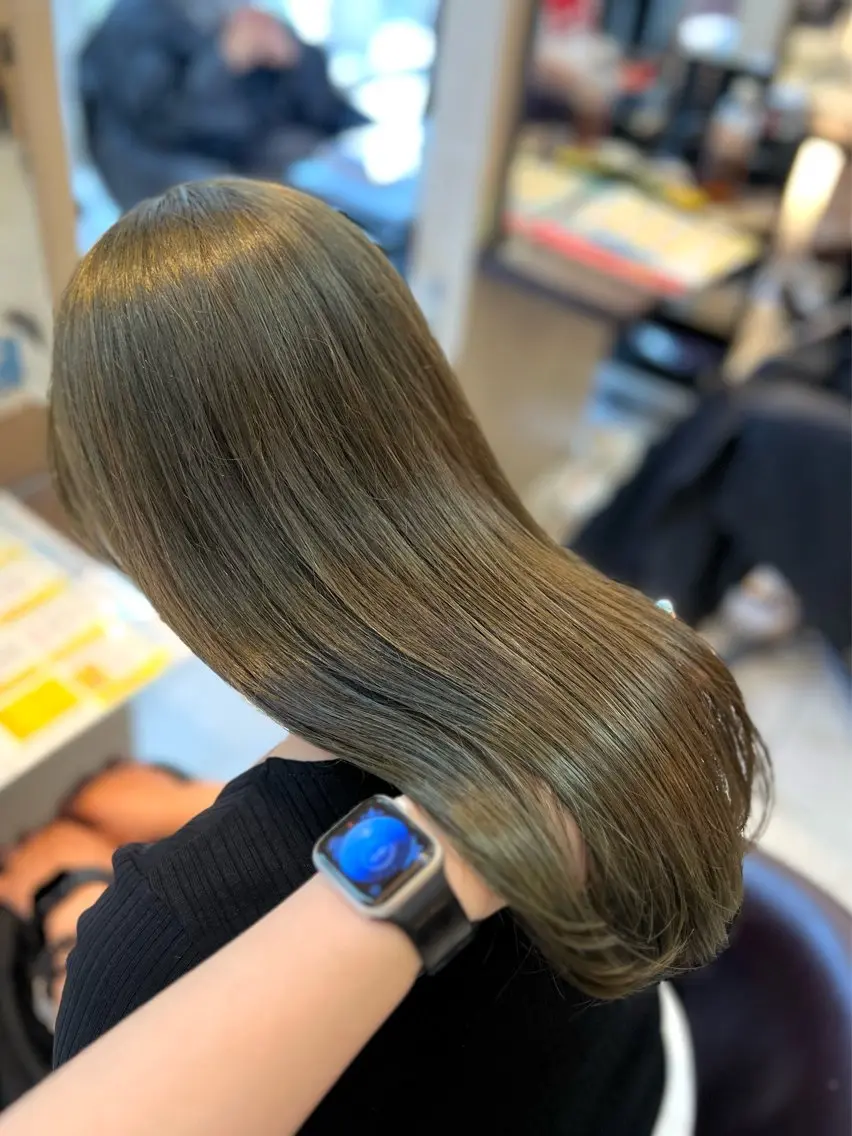 ロング カラー ベージュカラー ダブルカラー オリーブベージュ オリーブカラー Luana .Rioneのマツエク・マツパデザイン
