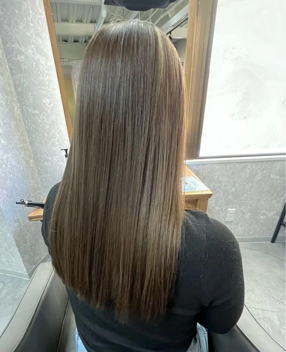 ロング カラー 池田 真衣のヘアスタイル