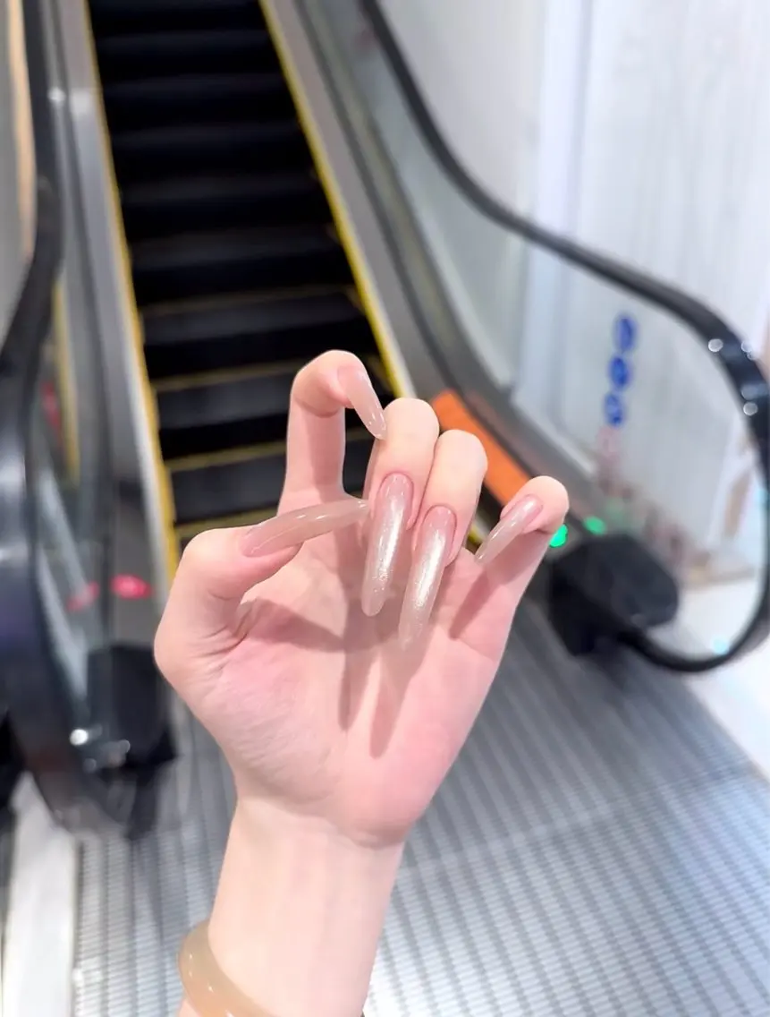 ハンドネイル 🥝キュウイ Nailのネイルデザイン