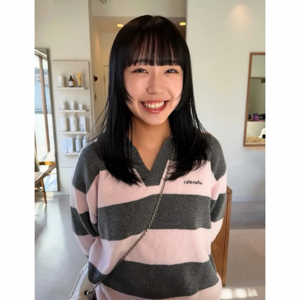 セミロング カラー 透明感カラー 顔周りカット レイヤーカット カット ヘアカラー トリートメント ボブパーマ/艶カラー 透明感カラー/ユメノのヘアスタイル