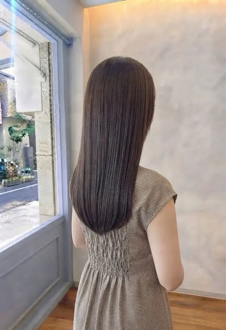 ロング カラー 松下 沙織のヘアスタイル
