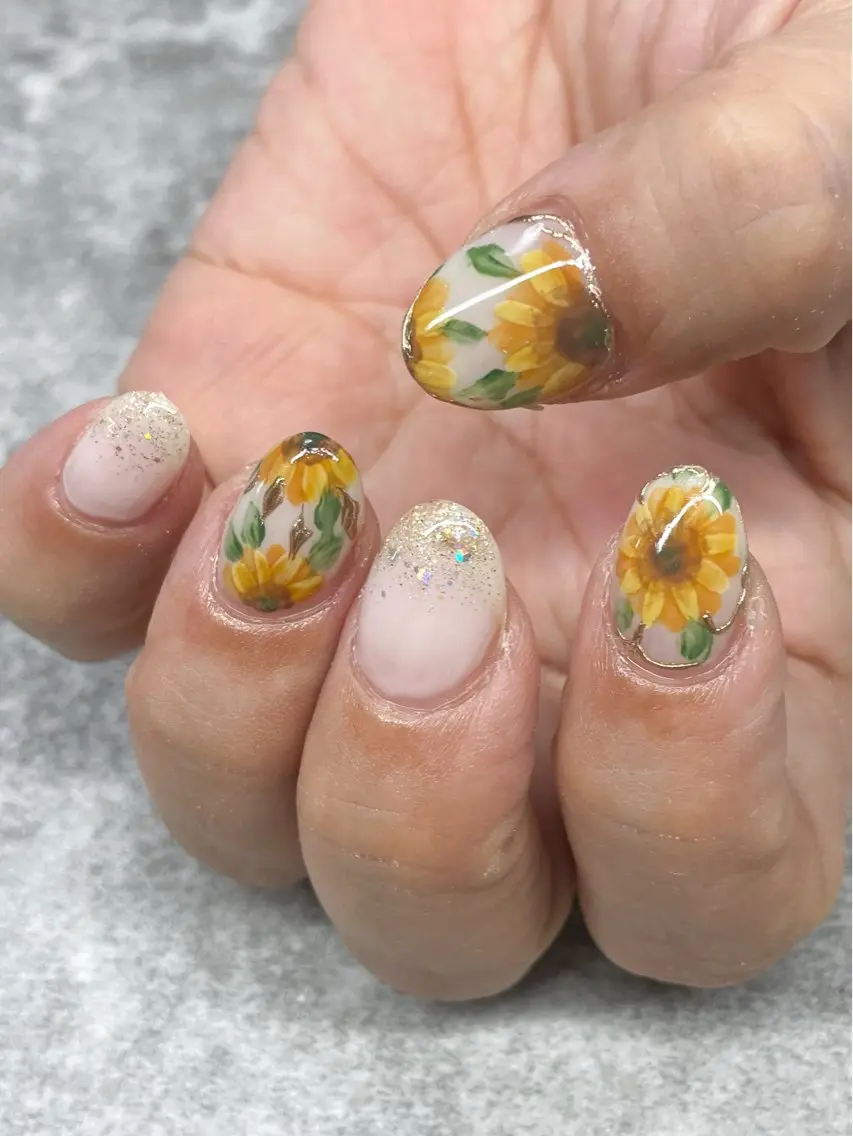 ネイル ハンドネイル FIORITURA aiのネイルデザイン