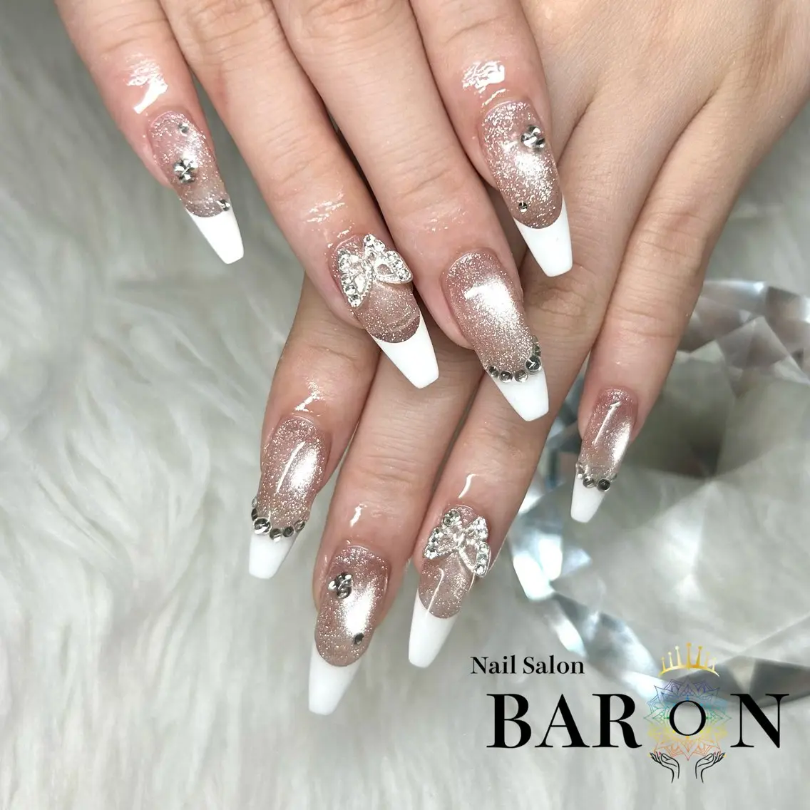 ネイル フレンチネイル マグネットネイル ♛︎BARON♛︎ SUMIRE.のネイルデザイン
