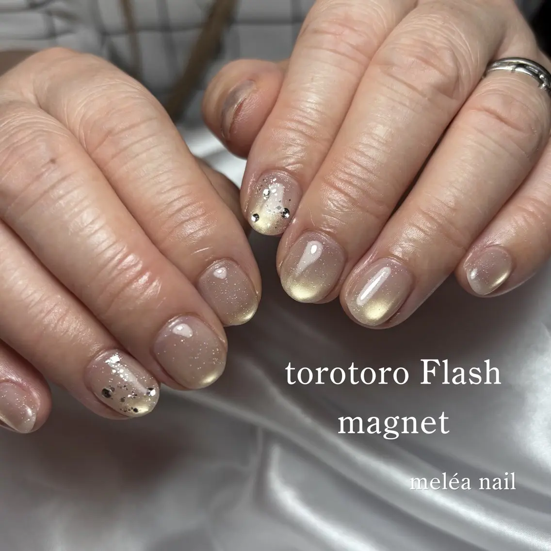 ネイル アートネイル マグネットネイル オフィスネイル ショートネイル ハンドネイル Mika meléa nailのネイルデザイン