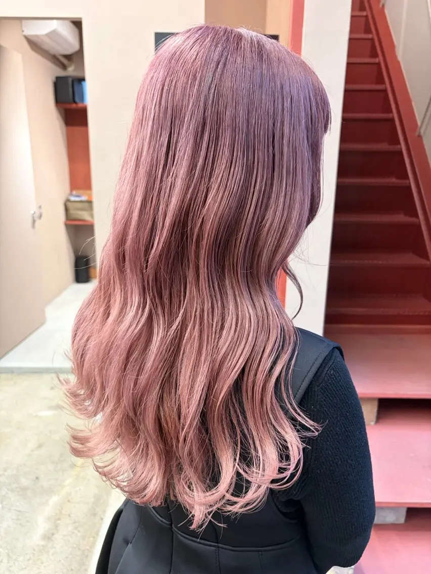 ロング カラー ヘアアレンジ ヘアカラー HIBIKI / 透明感カラーのヘアスタイル