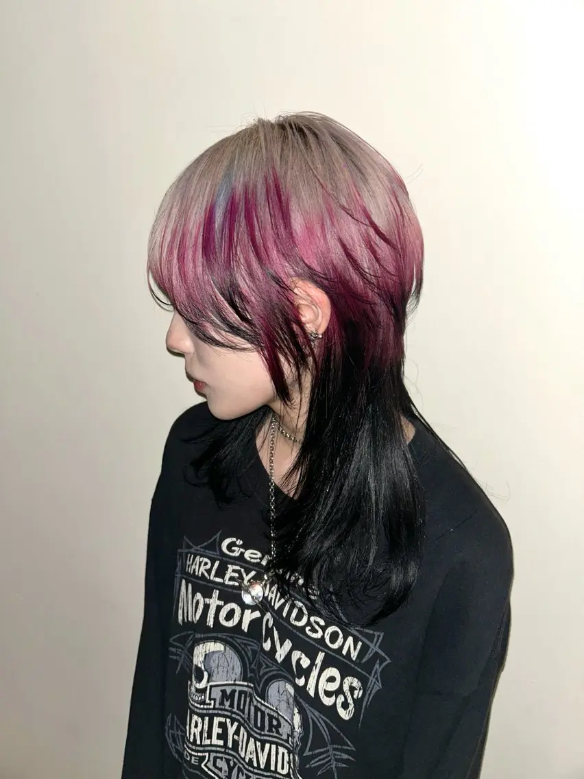ロング カラー ヘアカラー 7Bridge 滝内ひよりのヘアスタイル
