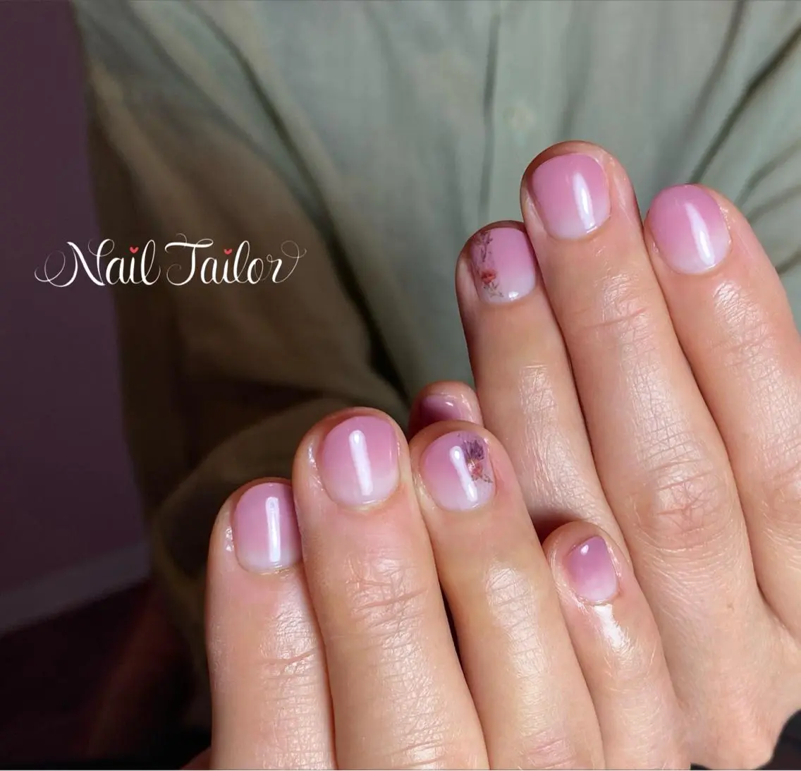 ネイル 入学式 フラワーネイル ジェルネイル グラデーション オフィスネイル ハンドネイル NailTailor ネイルテイラーのネイルデザイン