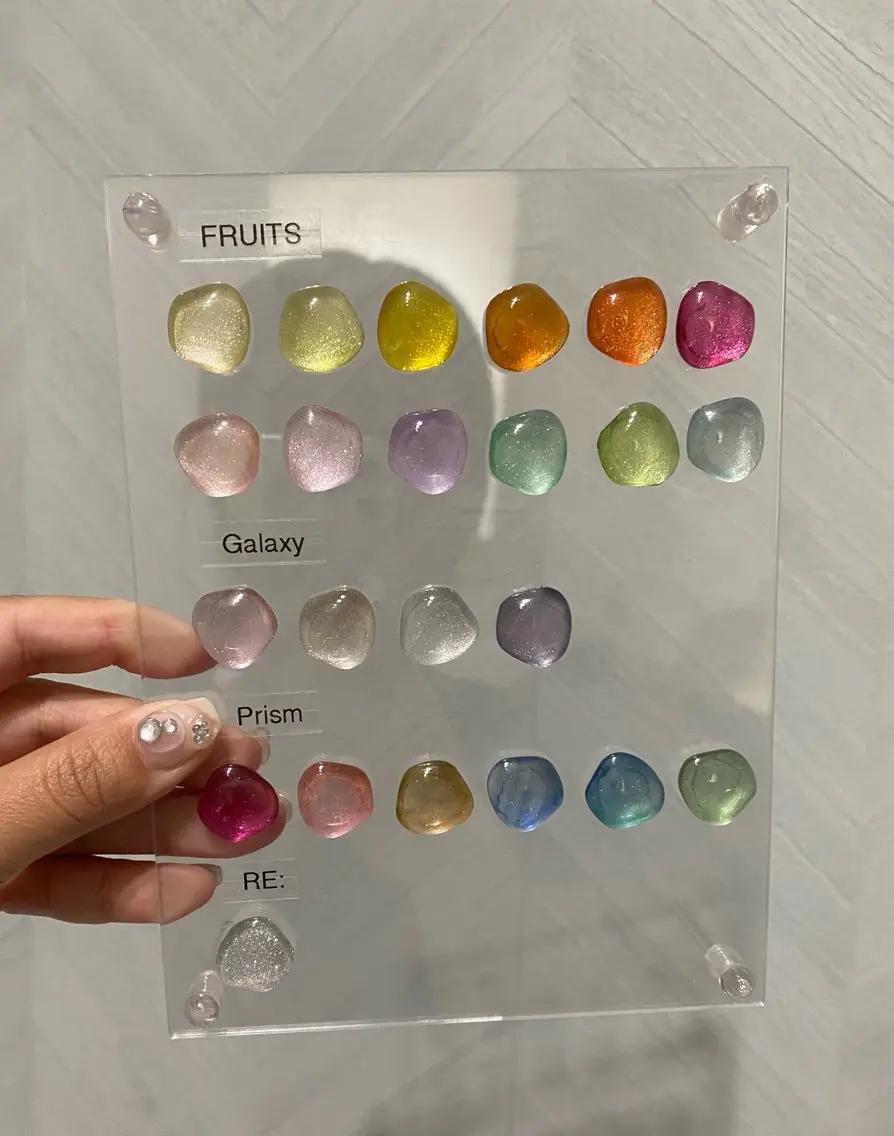 ネイル マグネットネイル 大東市ネイルサロン 【KYURA】きゅらのネイルデザイン