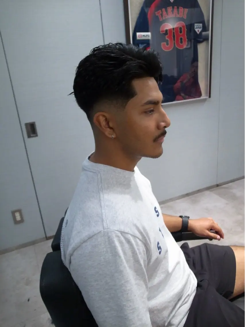 ショート パーマ メンズ フェードカット スキンフェード カット 💈メンズフェード 特化DAIYA💈の眉毛・アイブロウイメージ