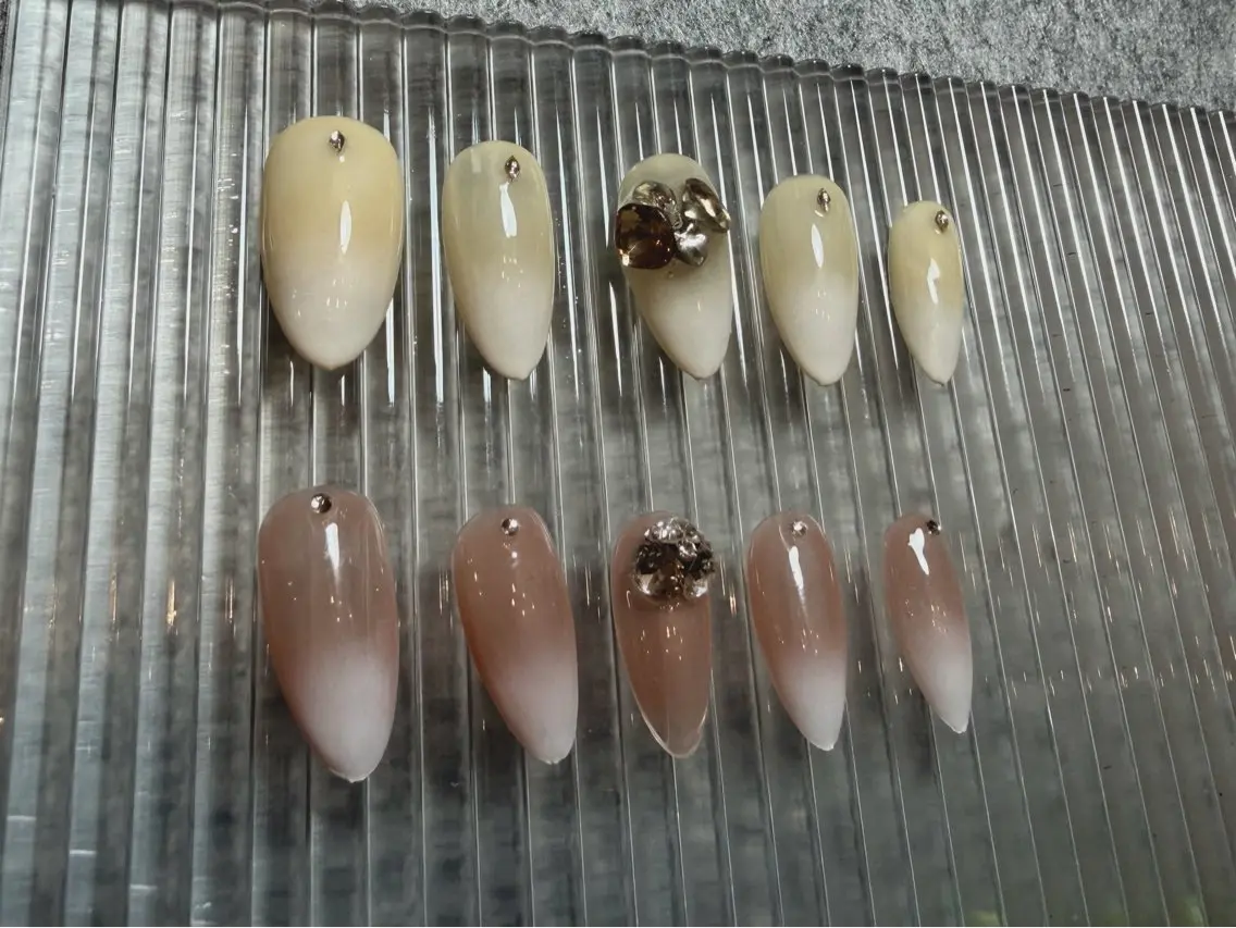 ネイル ハンドネイル あん ずのネイルデザイン