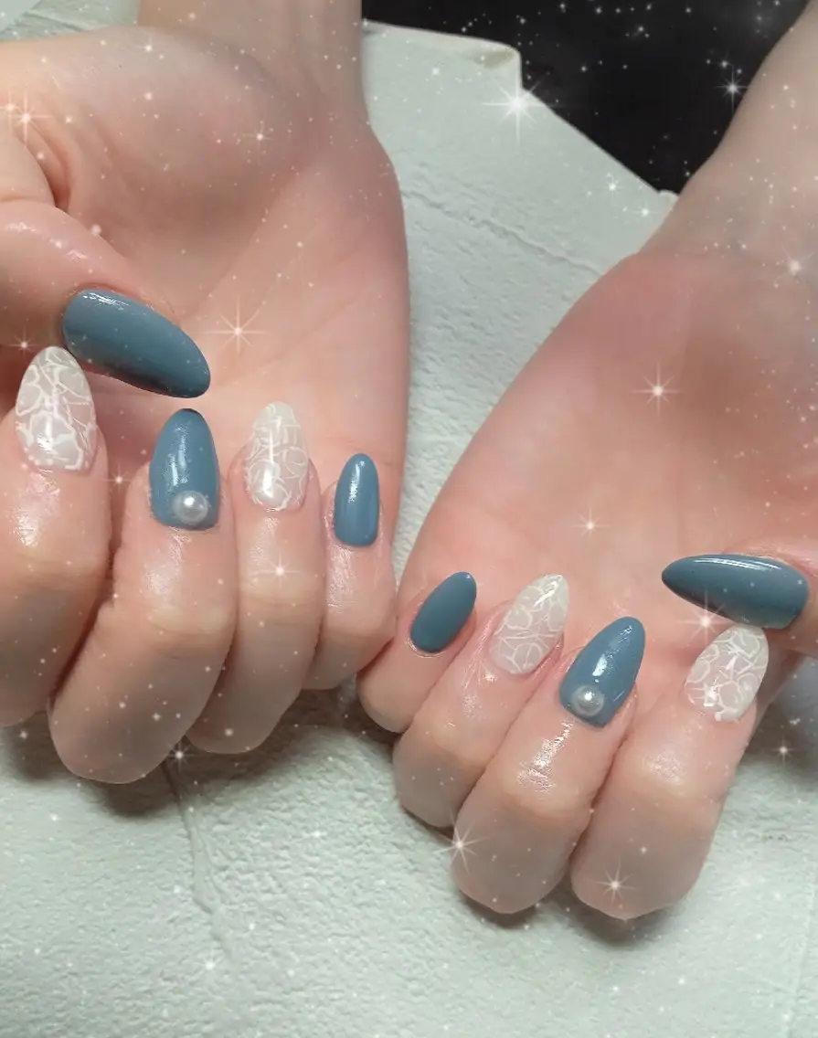 ネイル レース オフィスネイル シルバー シンプルネイル 夏ネイル ハンドネイル flure de neige yukiのネイルデザイン