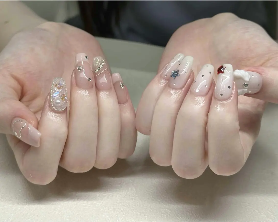 ネイル オーロラネイル ブルー チークネイル フットネイル フレンチネイル ハンドネイル GIN NAILのネイルデザイン