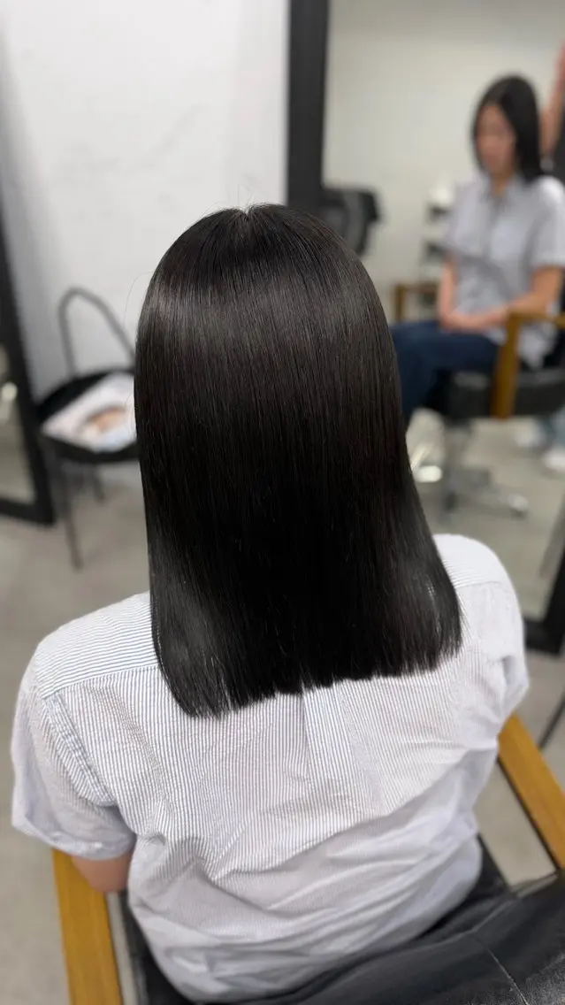 ミディアム ヘアカラー 入江 桃花のヘアスタイル