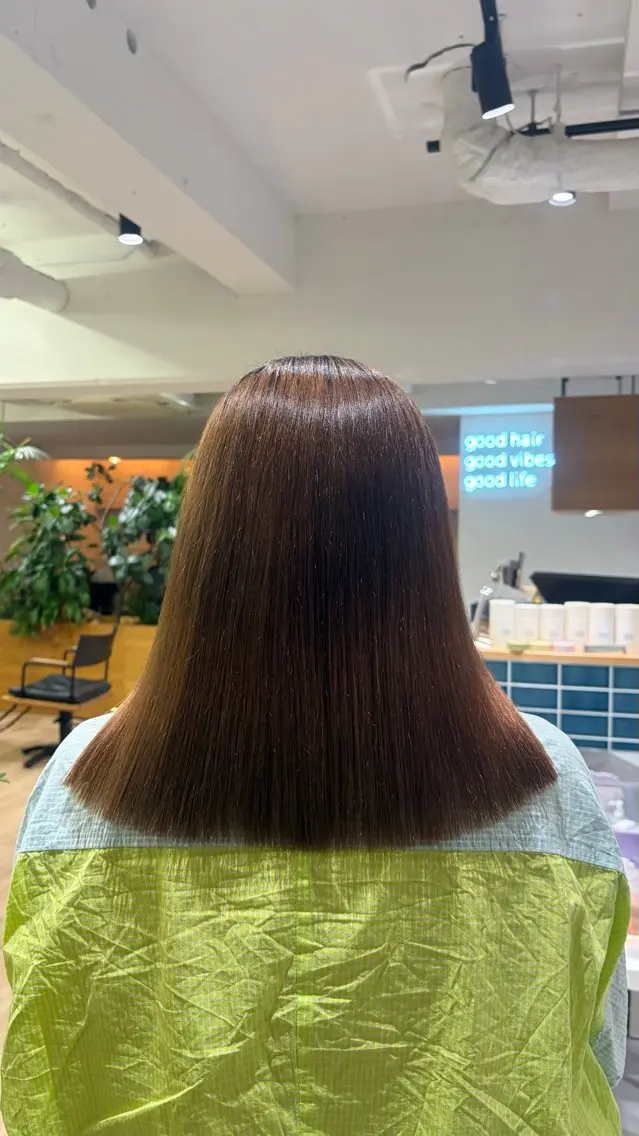 【気になるクセに!🌀】カット+ストレート+Aujuaトリートメント🫧【梅雨時期限定☔️】の写真