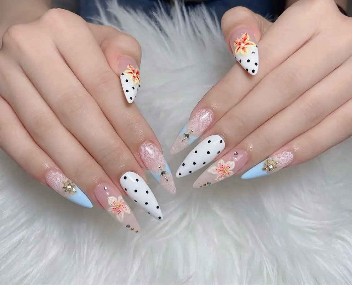 ネイル アートネイル 韓国ネイル 持ち込み ワンホンネイル ハンドネイル Lenie Nail Salonのネイルデザイン