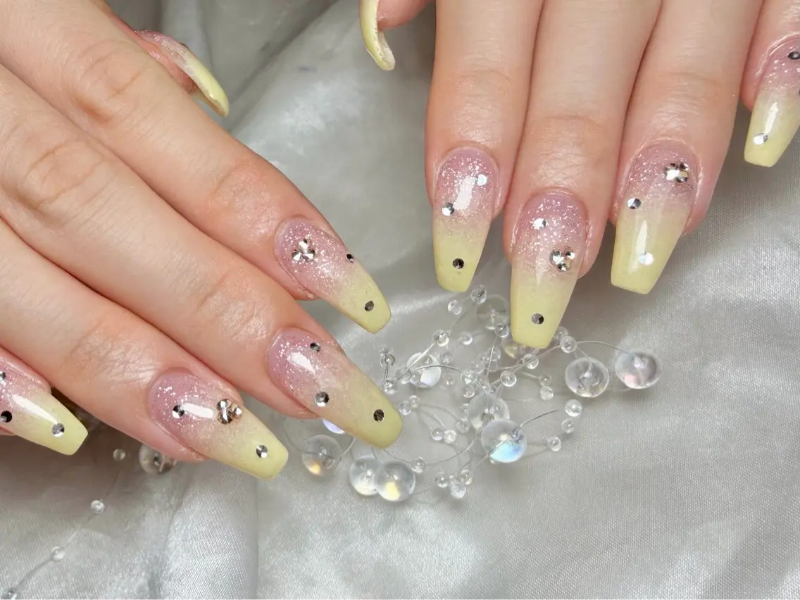 ネイル ロングネイル パステルネイル 黄色 ハンドネイル ゆりか joieange福島のネイルデザイン