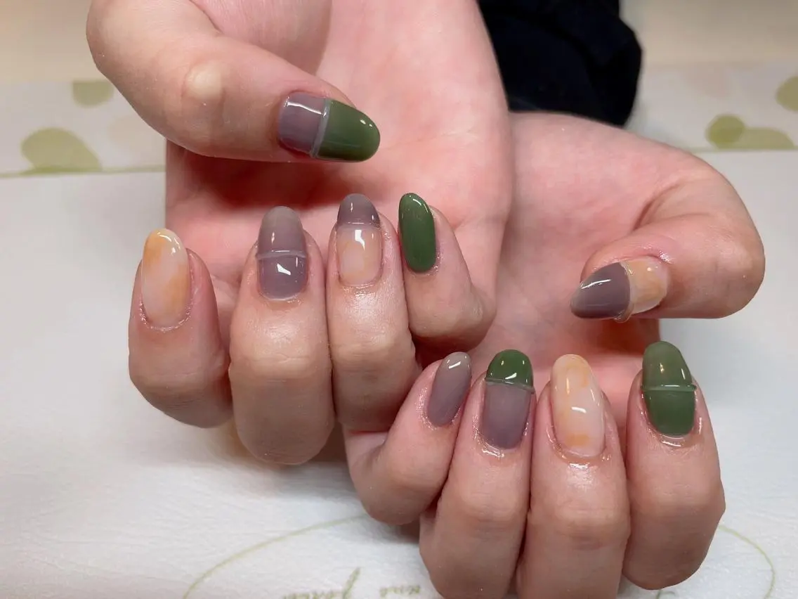 ネイル ニュアンスネイル エン Nail salonのネイルデザイン