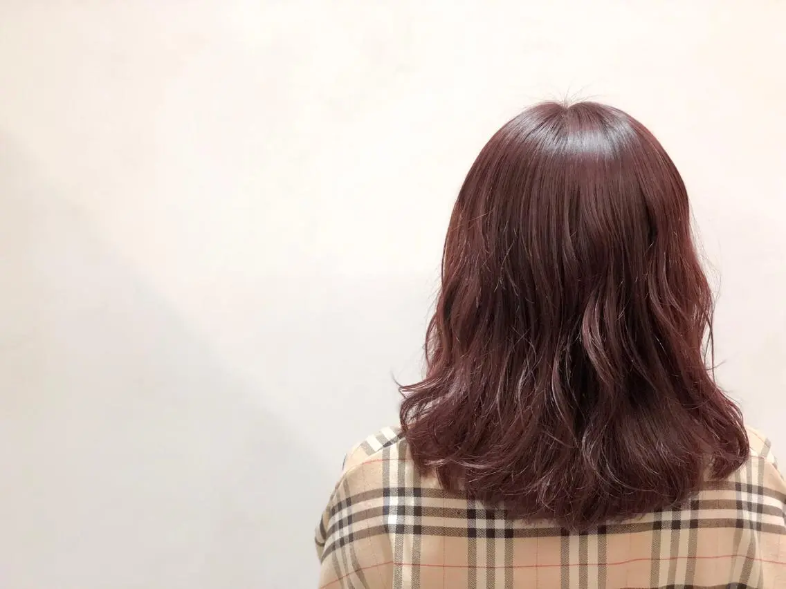 ショート カラー ヘアアレンジ レッドカラー いしだ みさきのヘアスタイル