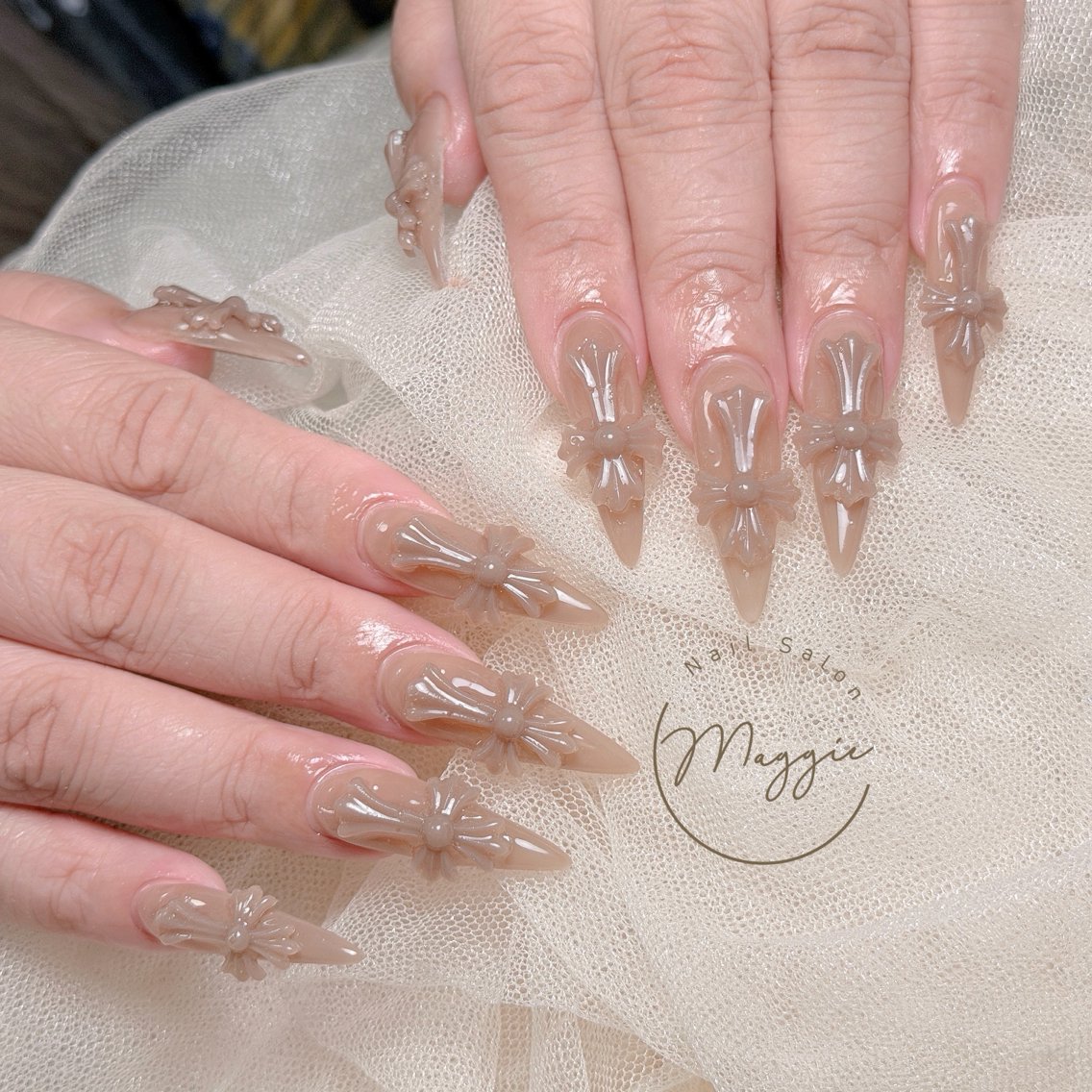 ネイル ハンドネイル Maggie Nail🦩BiKiのネイルデザイン