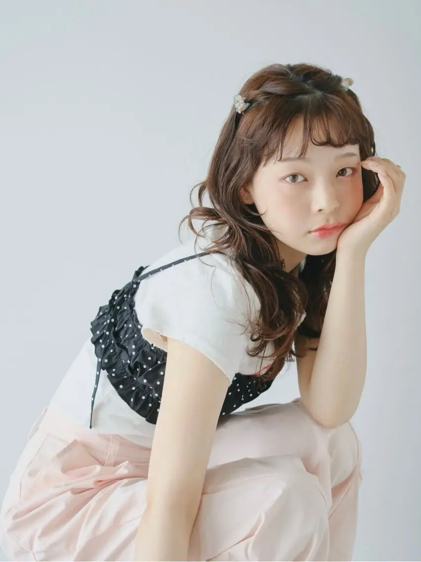 ミディアム カラー カット ヘアカラー 高山 桃子のヘアスタイル
