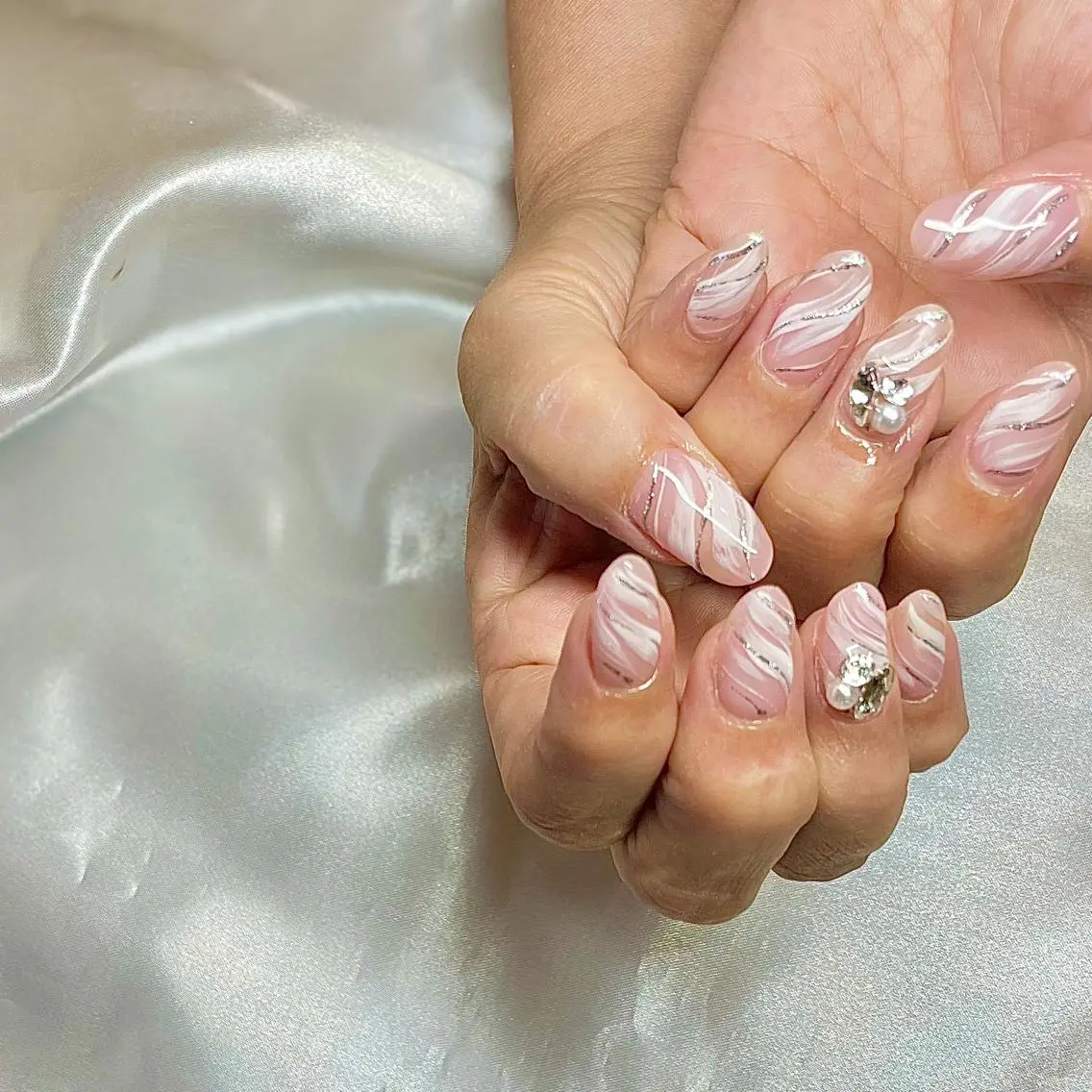 セミロング カラー パーマ ヘアアレンジ メンズ キッズ ネイル マツエク・マツパ el. by Aoのネイルデザイン