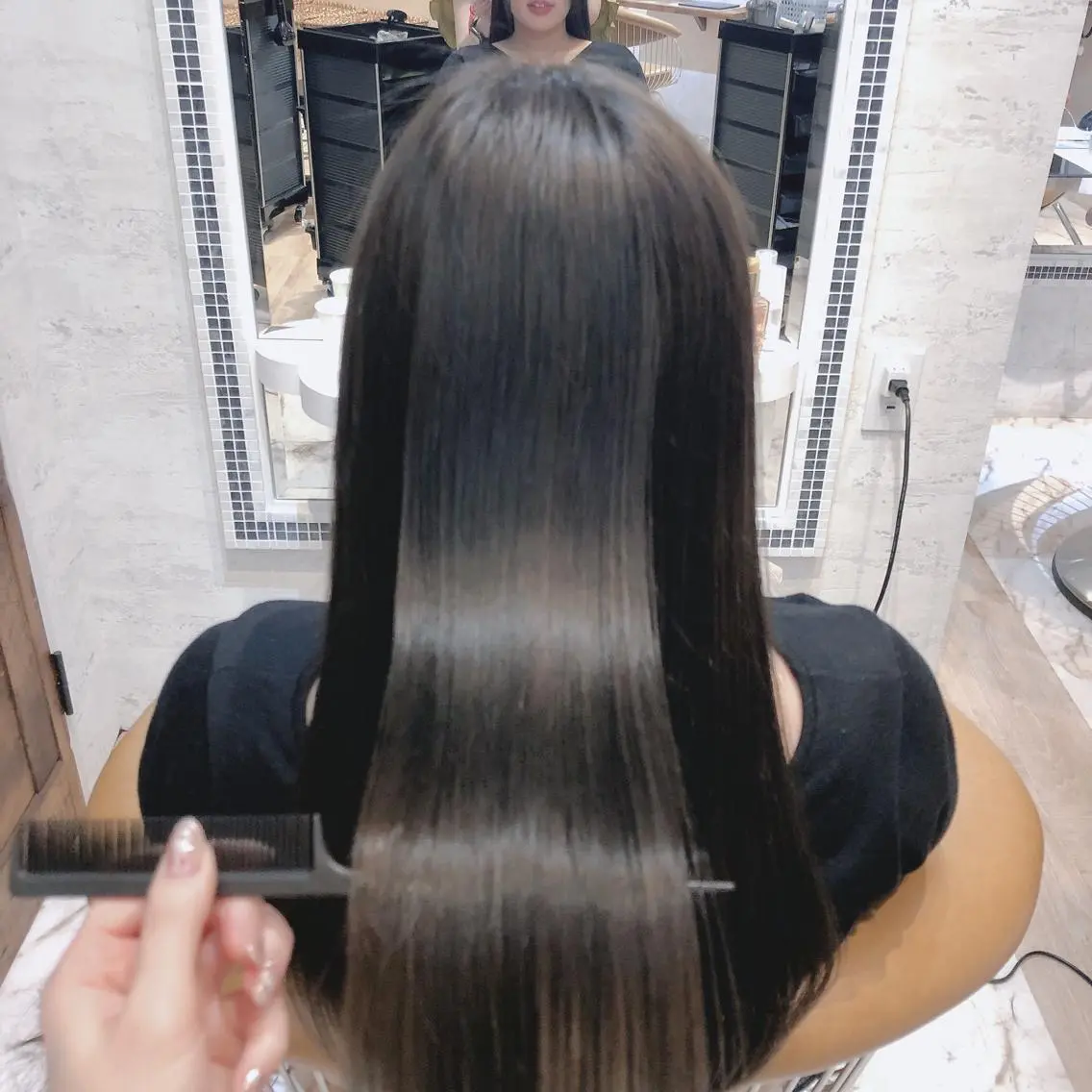 ミディアム カット ヘアカラー トリートメント 代表山口ひな 髪質改善のプロのヘアスタイル