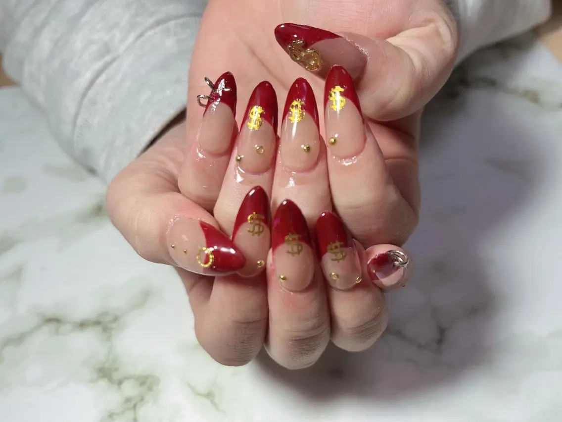 ネイル フレンチネイル ジェルネイル ネイルチップ Mimi Nailのネイルデザイン