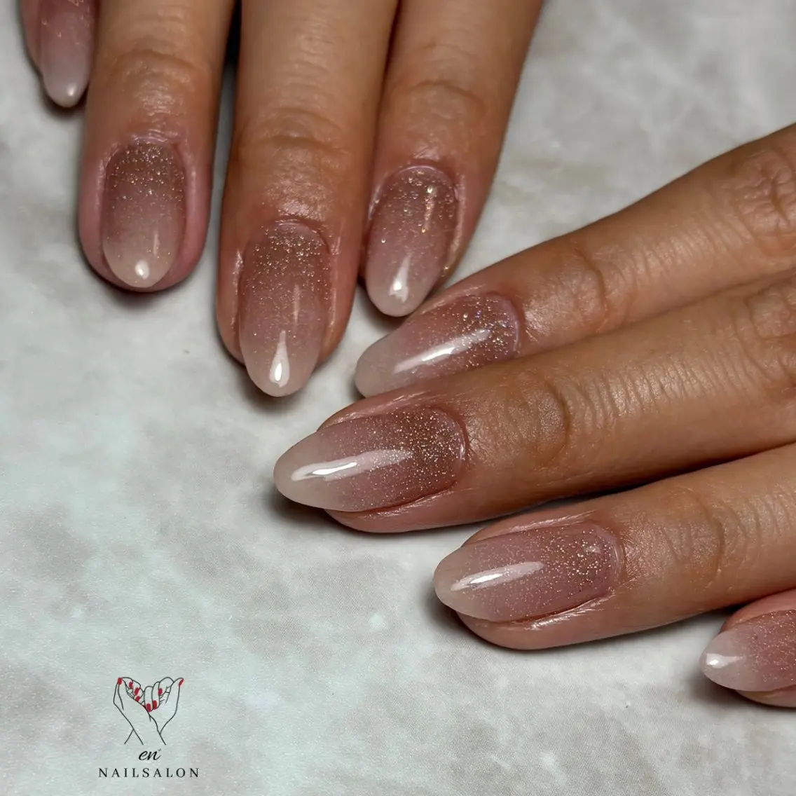 ネイル フラッシュネイル ジェルネイル ハンドネイル NAILSALON en+沖縄市美原のネイルデザイン