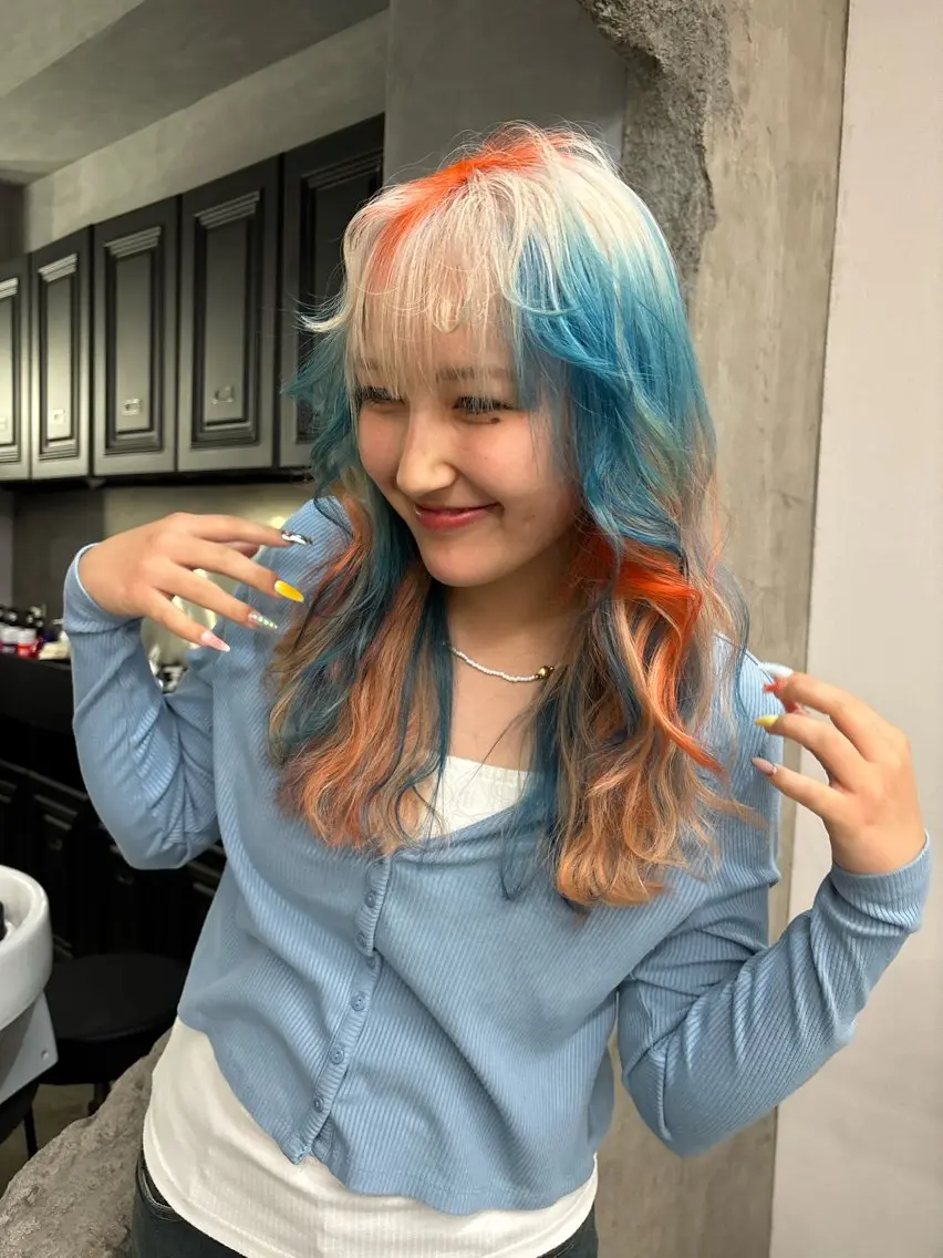 セミロング カラー ヘアカラー デザインカラー /rioのヘアスタイル