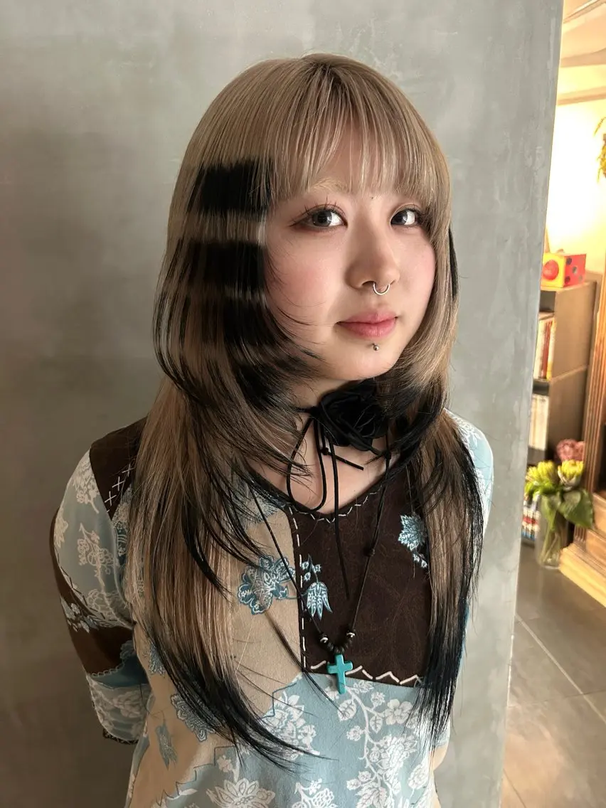 ロング カラー ブロンド デザインカラー ヘアカラー トリートメント デザイン/アレンジ ❤︎イシイレイのヘアスタイル