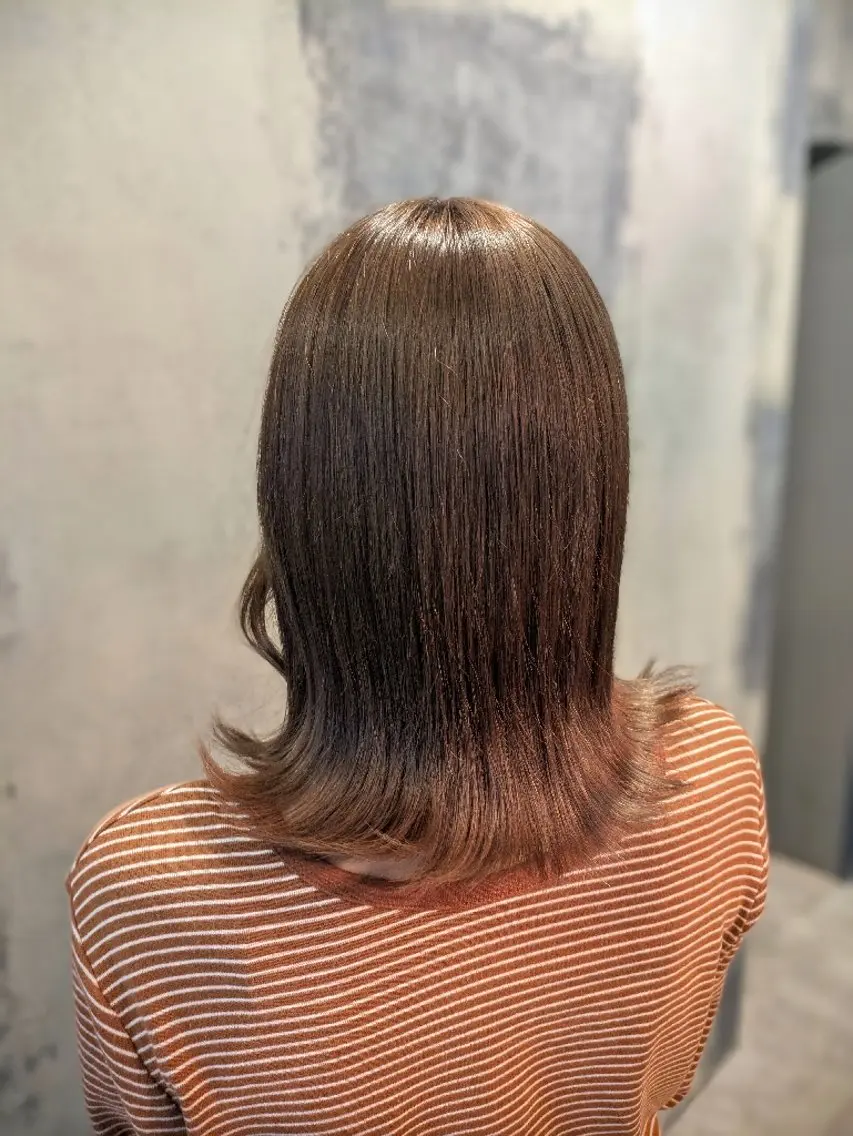 カラー ミディアム ブリーチ グレージュ LOARK博多  Kiharaのヘアスタイル
