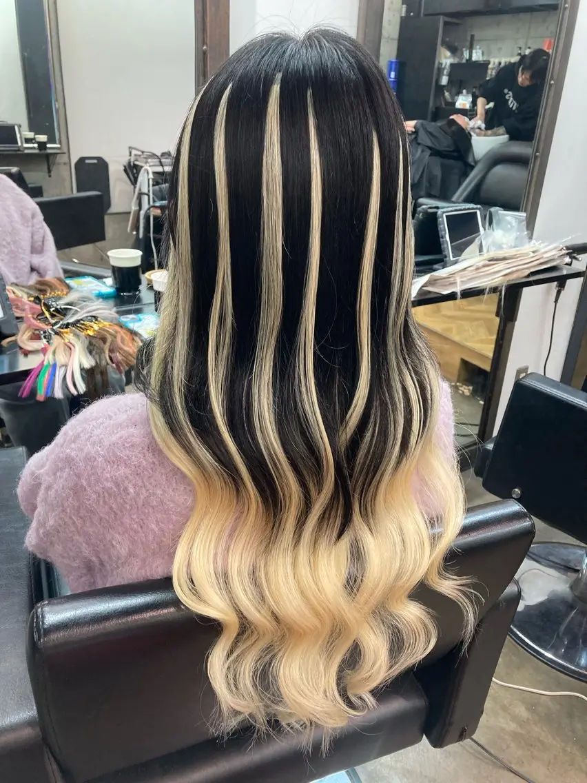 ロング カラー ✨最安値✨エクステ カラー🌼つきな🌼のヘアスタイル